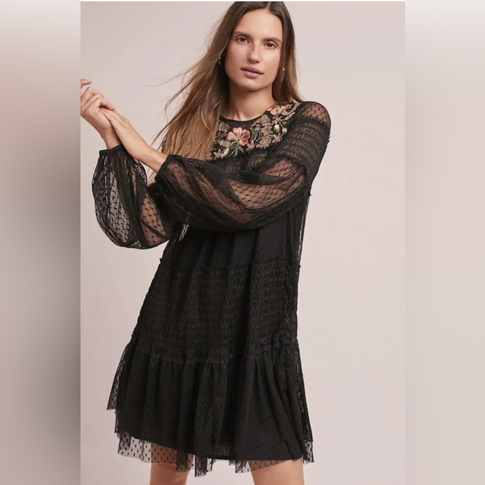 MAEVE ANTHROPOLOGIE
Black Samara Mesh
Floral Tunic Dress